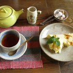 ティースペース　茶楽 - 紅茶とチーズケーキ（セットで100円引）