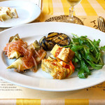 イル・パチョッコーネ・カゼイフィーチョ - 上越の丸ナス前菜盛り合わせ