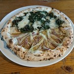 Hooponopono - 大葉のピッツァとみょうがのピッツァ