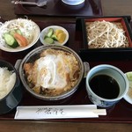 岩宿庵 - かつ煮セット