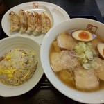 喜多方ラーメン 坂内 - 