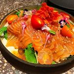 Cosme Kitchen Adaptation - 季節の鮮魚のカルパッチョ　有機麻の実ナッツ