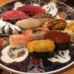 握り寿司10貫です