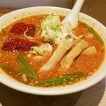 信長ラーメン - 激赤いラーメン