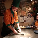 シャカ - 担当の三四郎さん