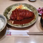 ロースとんかつ定食1100円