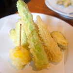 蕎麦切り 旗幟 - 夏野菜の天ぷら770円