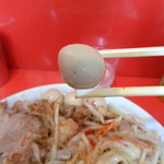 ラーメン二郎 - うずらも味が染みてて旨い