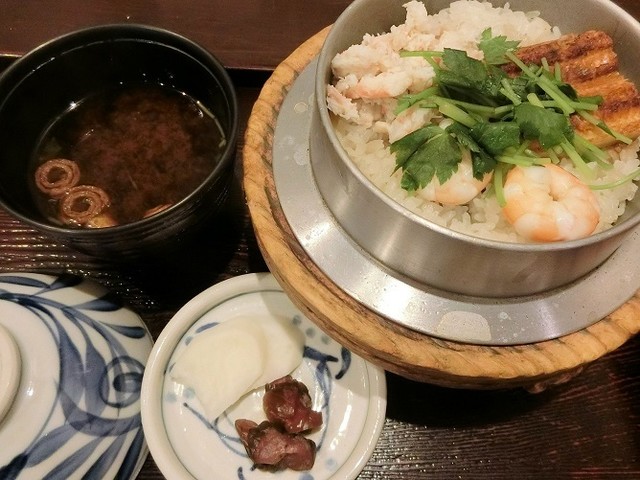 志津香 釜飯