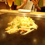 千房 - もやし炒め