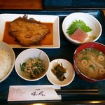 咲倉 - 日替わり カレイの煮付け定食