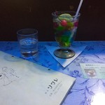 喫茶 ソワレ - ゼリーポンチとメニュー