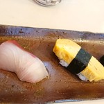 すし重 - 鯛、玉子、ウニ