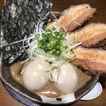 ゆいが 総本店 - 「らーめん(特ゆいが）」¥1150+味玉1ヶ無料