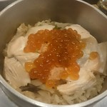酉や 喜兵衛 - 鮭イクラ釜飯。