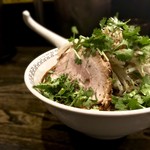 スパイス・ラー麺 卍力 - ＜2018年08月再訪・52回目＞スパイスラーメン・もやし・パクチー・にんにく・1,080円