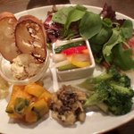 Q.T.8＋ - 前菜盛り合わせ５種