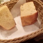 Q.T.8＋ - 自家製フォカッチャ