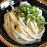 白川うどん - 醤油うどん小250円