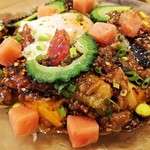 自然派中華 クイジン - 冷製トマトと入り温玉入り麻婆茄子の合え麺　淡い赤色のキューブは､トマトのソルベ