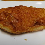 Bekari Shoppu Pachi Pachi - パチパチのカレーパン