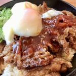 韓丼 - 温玉カルビ丼の温玉のせ
