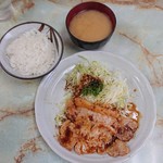 お食事 まるやま - 豚ロース生姜焼セット(小ライス)800円