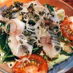 炭家 - コハダのサラダ