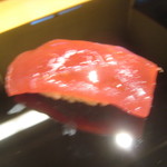 さき田 - 噴火湾産赤身　※ピンボケ