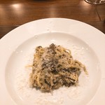 リストランテ ハナタニ - ブラウンマッシュルームと椎茸のパスタ