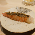 鮨 なんば - 車えびに海老味噌乗せ