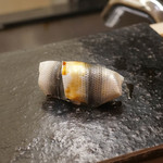 鮨 なんば - コハダ新子　　　38℃/21℃