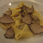 ICARO miyamoto - 仔牛と鶏レバーのラビオリ サマートリュフ