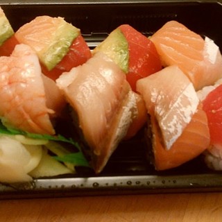 お寿司食べたい 4582166614162.jpg