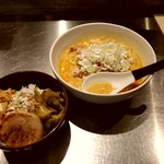 高崎はた山 - 【2018.8.14(火)】冷し担担麺＋そぼろご飯1,200円