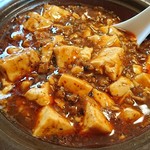 中華厨房 たんたん - ノーマルの麻婆豆腐でもけっこうシビカラです！　器ごと熱してるのでグツグツですヾ(｡>﹏<｡)ﾉﾞ✧*。 