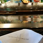 横浜うかい亭 - カウンター席。