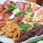 カルビ、タン、ミノなど