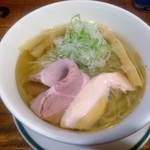 麺屋 Somie's - つるつる細麺仕様の冷やしラーメン塩。鶏好きの僕のためにバラチャーシューを鶏チャーチーに変更してくれたのかな？