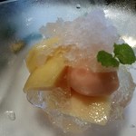 横浜うかい亭 - 桃のジュレ。