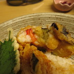 天ぷら やす田 - えびしんじょうは海老がぷりっぷりです