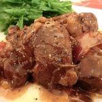 トラットリア 29 - 「ヤーコン豚　赤ワインビネガー煮込み」：ホロホロで旨み豊かなヤーコン豚と、赤ワインビネガーの甘酸っぱさが、好相性♪