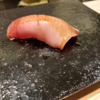 鮨 なんば 日比谷 - トロ