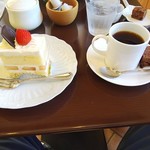 フランス菓子 イヴリーヌ - 