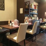 天外天刀削麺 - (内観)テーブル席②