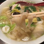 天外天刀削麺 - (料理)海鮮麺②
