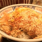 味奈登庵 - かつ丼にも唐辛子だ！  ブチまけろ！  #BCMKR!