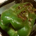 里葉亭 - ピーマン丸ごと(笑)