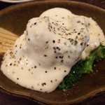 金町製麺 - ブロッコリーの冷たいビシソワーズがけ