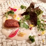 フィオッキ - 大イワナのパン粉焼き　ラベンダー風味